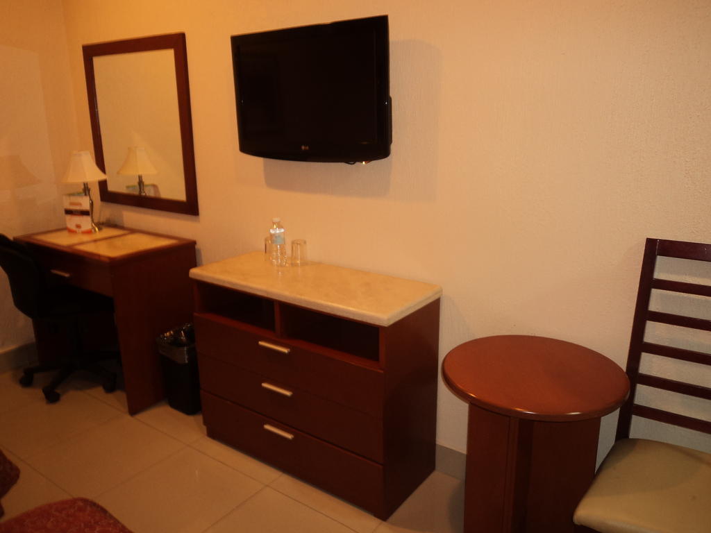 Hotel Fenix Los Mochis Ngoại thất bức ảnh