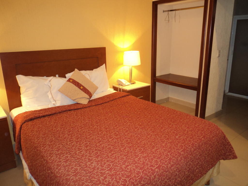Hotel Fenix Los Mochis Phòng bức ảnh