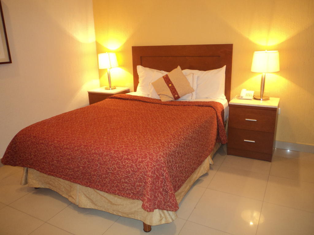 Hotel Fenix Los Mochis Phòng bức ảnh